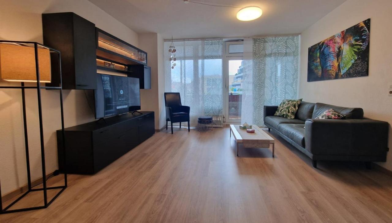 Hafenperle Ferienwohnung Am Alten Stadthafen In Oldenburg - Zentrale City Lage Eksteriør billede